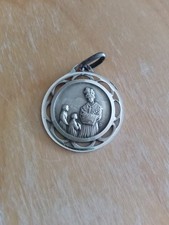 Médaille religieuse en argent