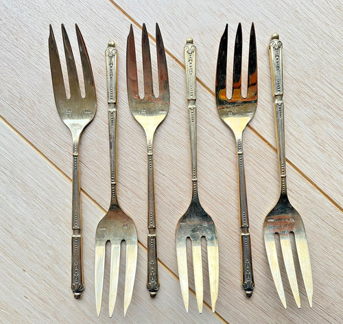 Ensemble fourchettes à - de,