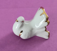 Fève Belle COLOMBE BLANCHE porcelaine creuse émaillée décorée filet OR