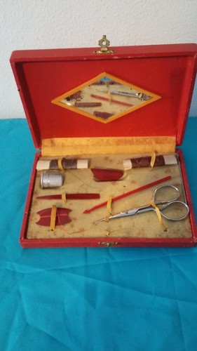 Ancien necessaire couture - ancien,