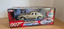 aston martin DB5 007 james