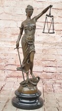 Dame Aveugle De La Justice