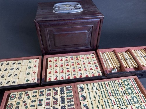Coffret ancien mahjong - , dos