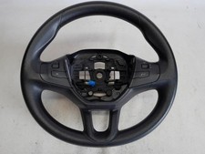 Peugeot 208 Volant 2013
