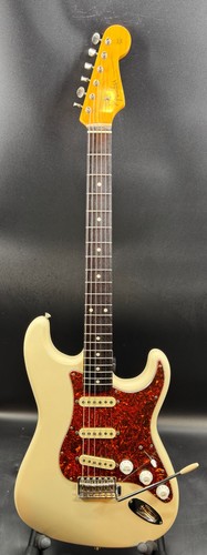 1990 fender stratocaster - st-62,