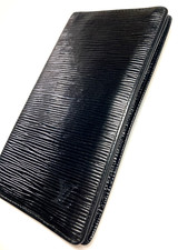 LOUIS VUITTON LV EPI PORTE