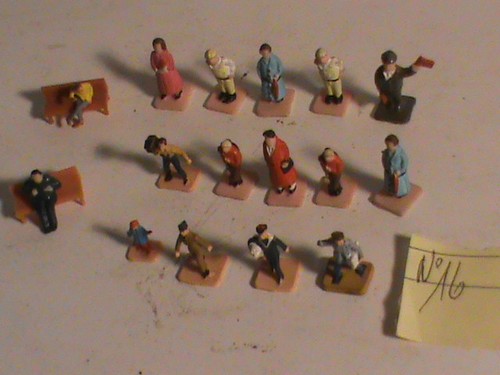 Lot personnages ho - lot, 16