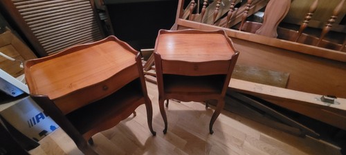 Tables de chevet - tables, en