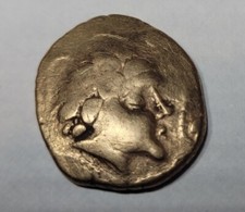 PICTONS - Statère d’électrum à la main (80-60 av. J.-C.)