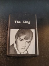 BRIQUET THE KING ELVIS PRESLEY  STYLE ZIPPO ESSENCE COMME NEUF