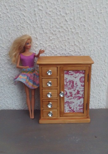 Boite bijoux armoire a - -,