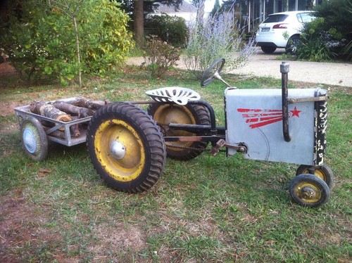 Voiture tracteur pédales - tracteur,