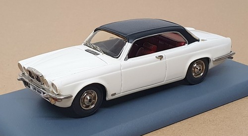 Smts scale cl34 jaguar - smts, 1/43