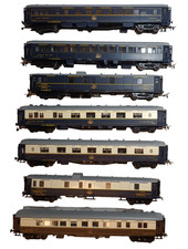 France-Trains, lot de 7 voitures de la CIWL, ech HO, ep2/3