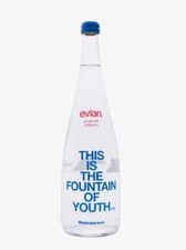 Bouteille Evian Pharell