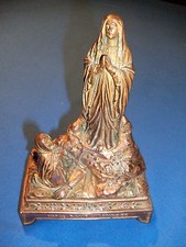 Boite à musique ancienne, "la vierge et fillette", Notre Dame de Lourdes, régule