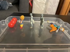 Lot figurine dbz état moyen