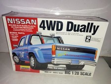 MAQUETTE LINDBERG 72576 - BIG 1/20 - NISSAN 4WD DUALLY PICK-UP  - NEUF SCELLE