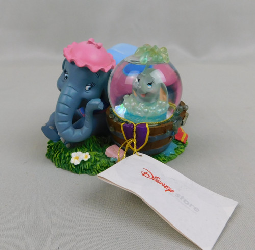 Disney store mrs jumbo gives - disney,