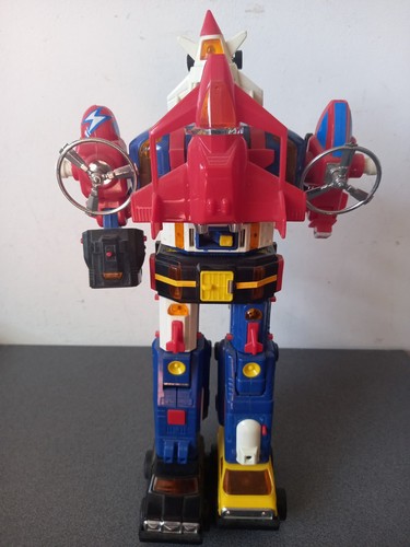 Robot made taiwan dairugger - robot,
