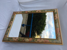 MIROIR DÉCORATIF EN BOIS DORÉ À DÉCOR DE FLEURS PASTEL 61 X 45 CM