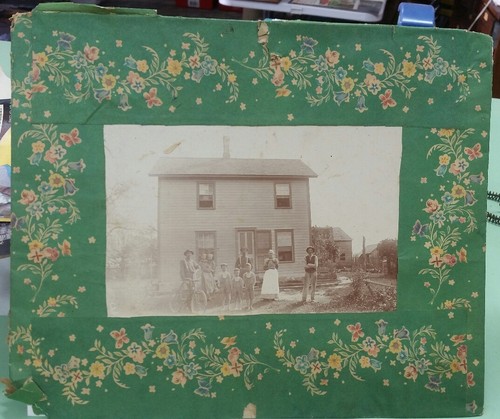 Antique bicycle family farm - bicycle/family, w/