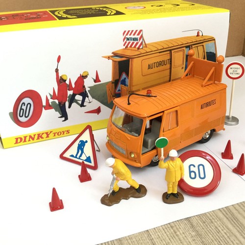 B20 dinky toys - toys, 570a