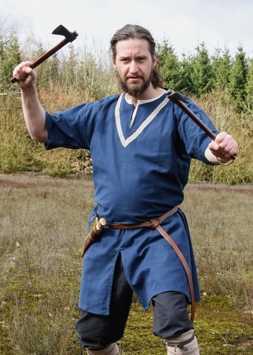Battle merchant tunique - battle-merchant,
