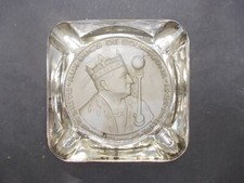 Superbe cendrier verre moulé 1930 Ducs Bourgogne Place Anvers ParisWAUIL roi !