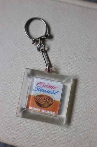 Ancien porte cle publicitaire - porte,