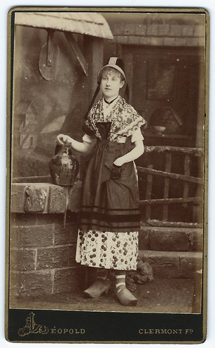Photo cdv auvergnate puit - photo,