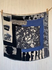 Foulard carré de soie Vintage Bleu Gris Noir Abstrait Cadeau pour Femme FO693