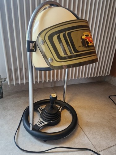 Lampe casque design - casque,