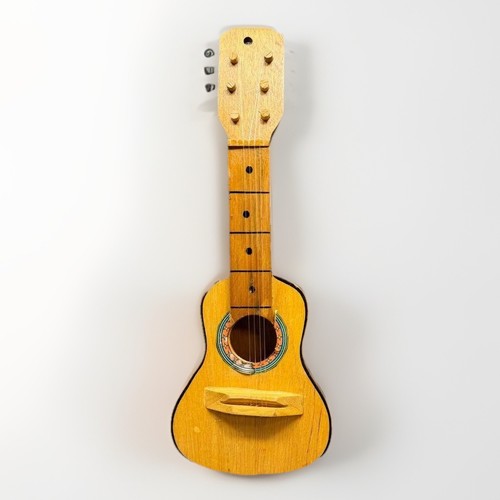Vintage peruvian mini ukulele - vintage,