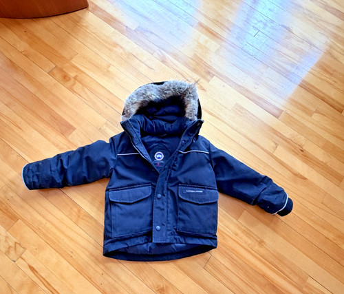 Canada goose black grizzly fur - black,
