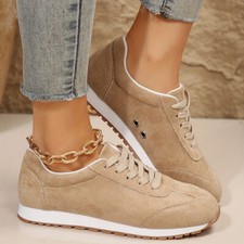 Baskets de couleur unie pour