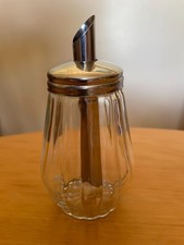 Sucrier en verre avec verseur