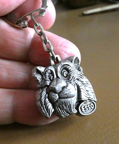 Ancien porte clé esso tête - porte,