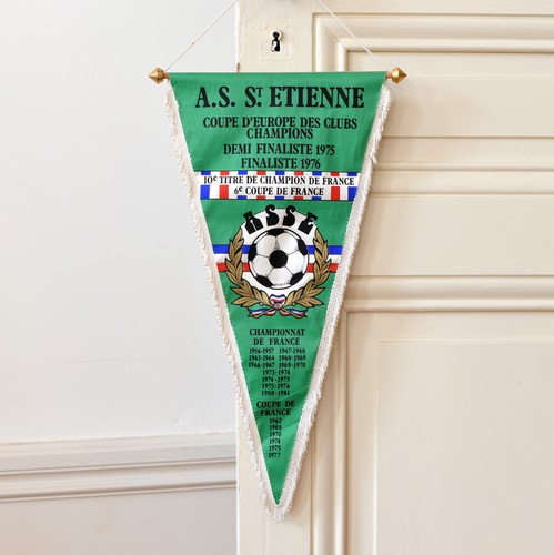 Ancien grand fanion asse st - grand,