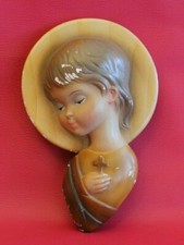 Statue en plâtre enfant qui prie tenant une croix - décoration murale