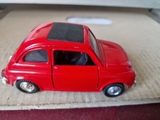 Voiture Miniature 1/25...polistil Fiat 500 L 