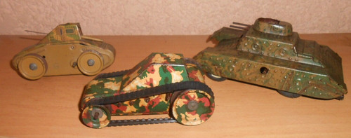 Ancien jouets tôle - , véhicule