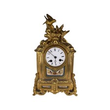 Pendule horloge et plaques en