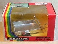 Britains 1:32ème matériel agricole 6410 remorque LOGIC C1700 trailer SCN25BRI002