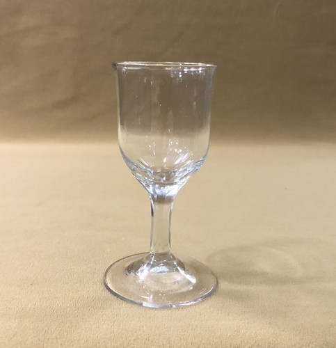 Ancienne verre pied xviii - verre,