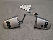 Commande régulateur au volant + enjolliveur gris - Renault Twingo III