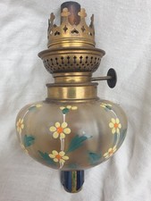 ANCIENNE TOUPIE  LAMPE A PETROLE DE PIANO FLEURS EMAILLEES