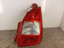 Feu arriere principal droit