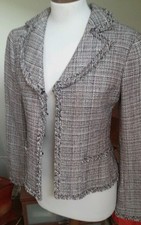 H&M veste T34 tailleur etat neuf , porté 2 x pour un mariage 