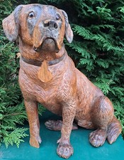 CHIEN SAINT-BERNARD BOIS